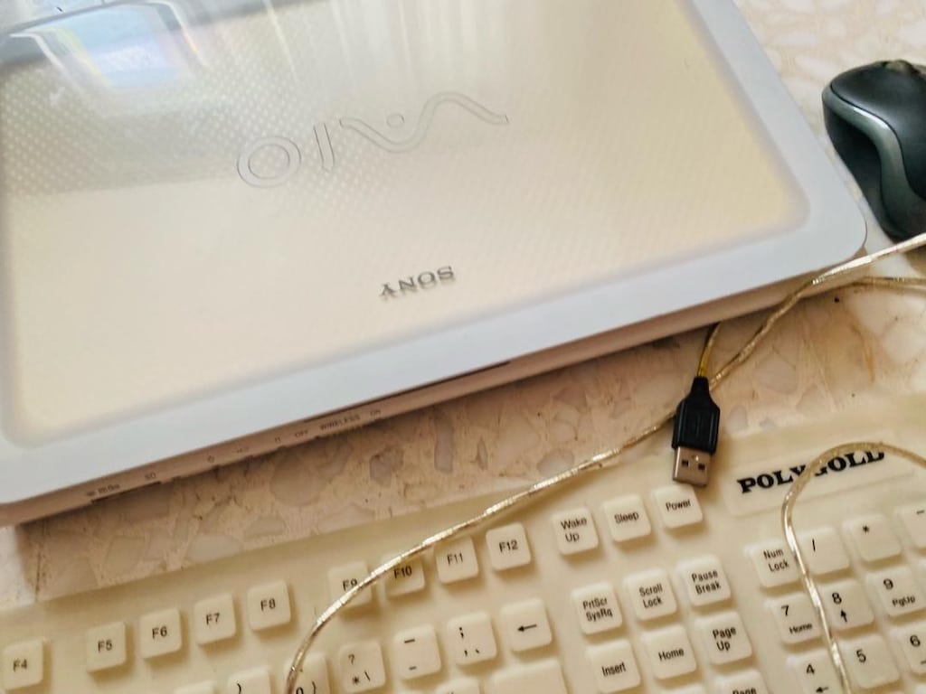 Sony laptop - 5