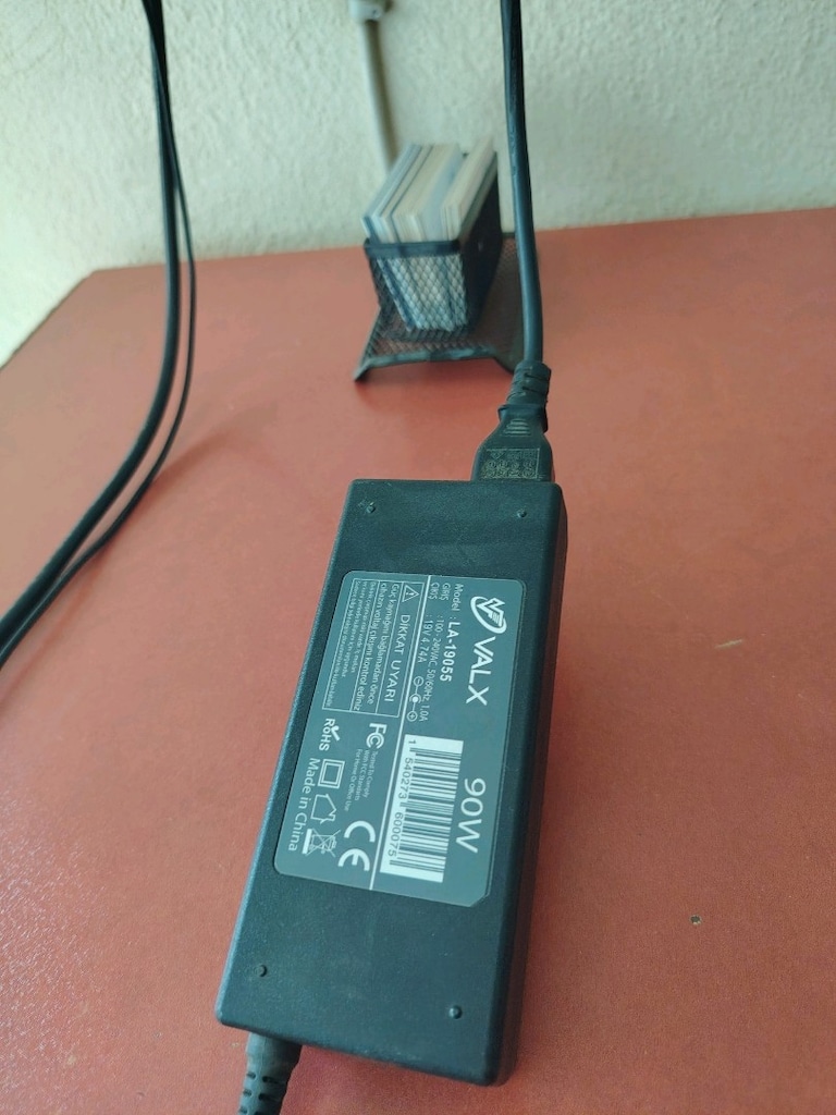 LENOVO B570E 20173 PENTIUM NOTEBOOK - 2