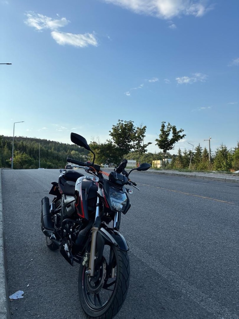 TEMİZ GARANTİLİ TVS APAÇHE RTR200 (disk kilidi hediyeli)!!!!!