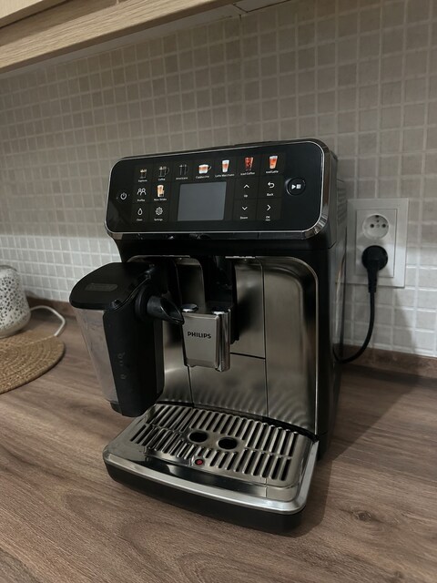 Philips kahve makinesi siyah 5500 serisi