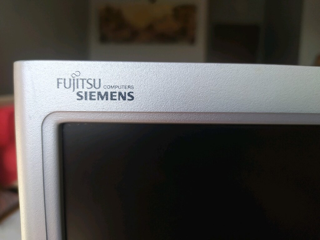 Fujitsu ekran - 3