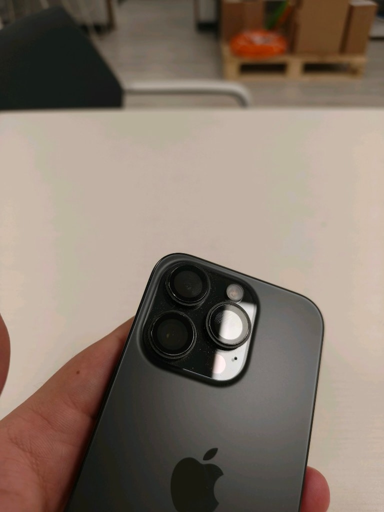15 Pro 256 GB - 8