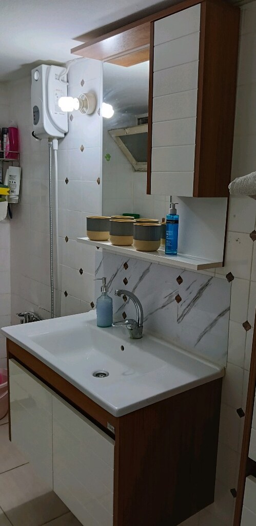 Koçtaş Banyo Dolap&Ayna&Lavabo. Seti - 3