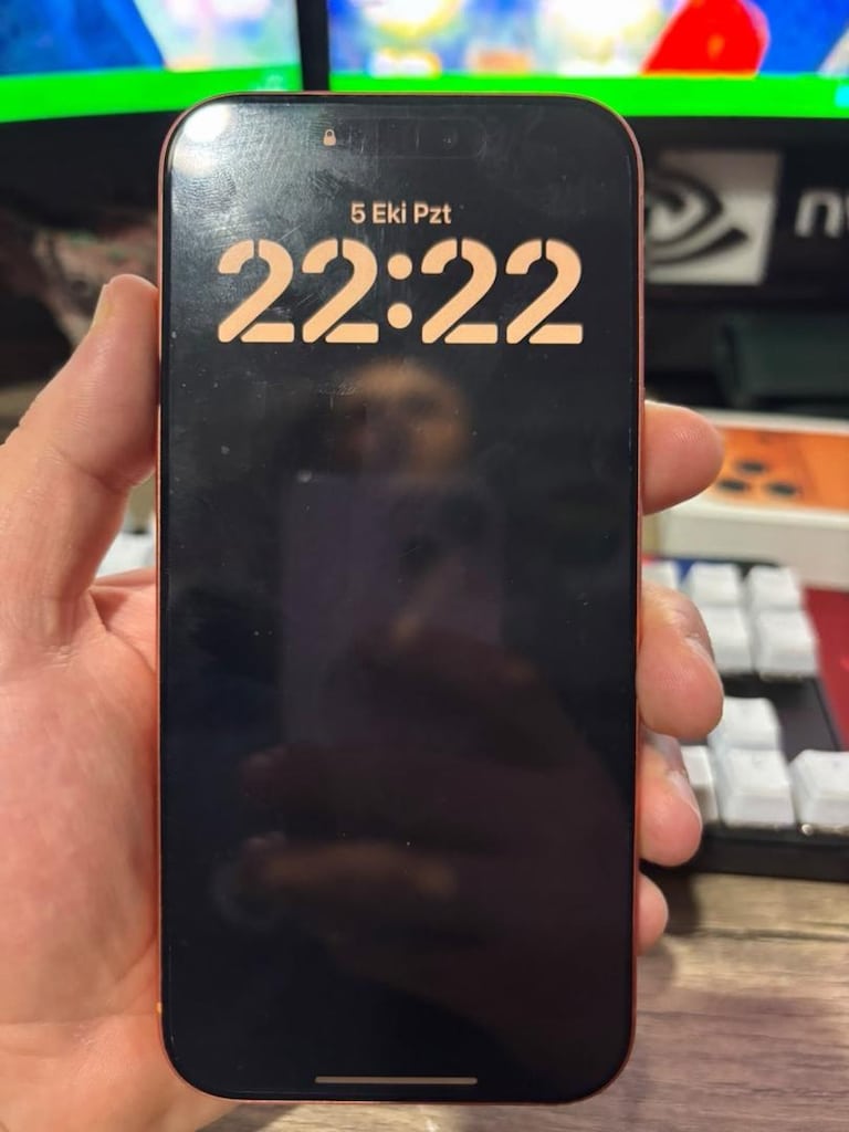 Iphone 17 Pro Max Turuncu Çiziksiz Sıfır Gibi - 9