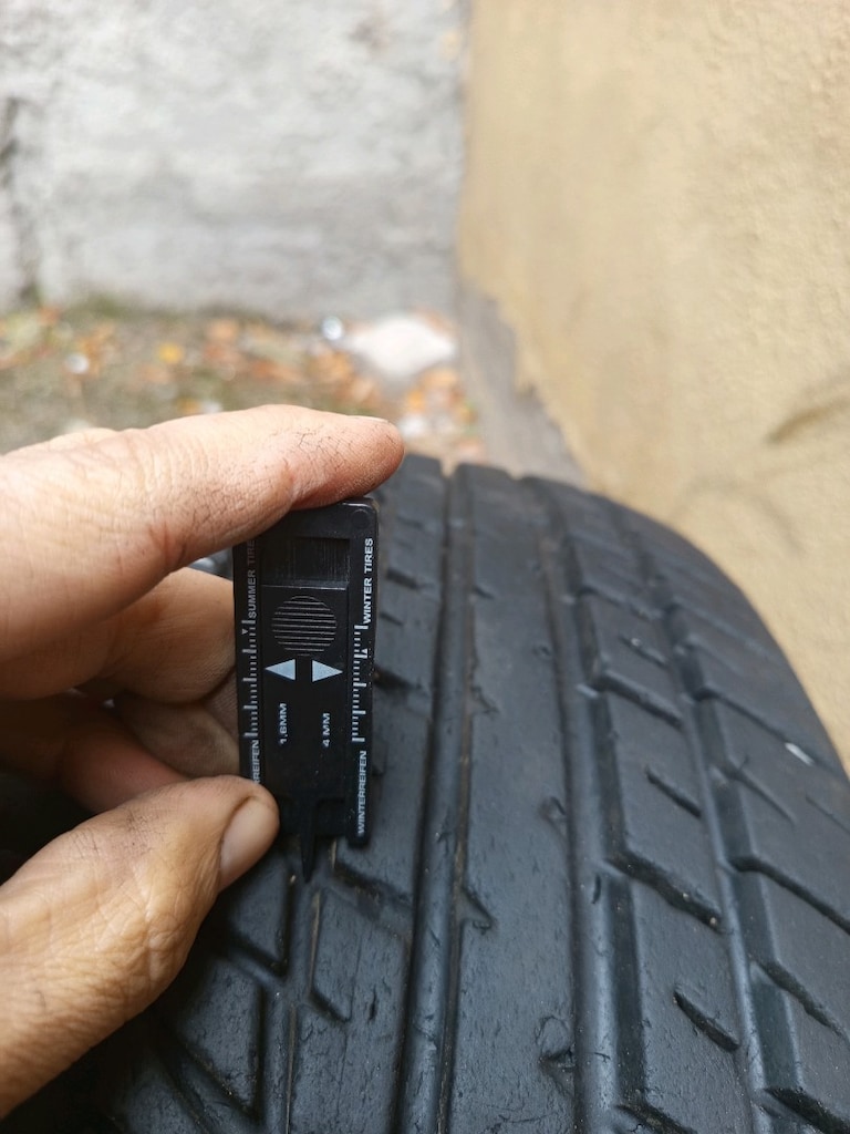 245/70/16 SUV 4x4 yazlık kumho marka 2019 tarihli yumuşak güzel lastik - 7