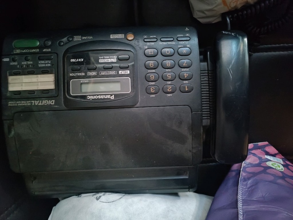Panasonic KX-F780 model termal faks ve telefon cihazı - 2