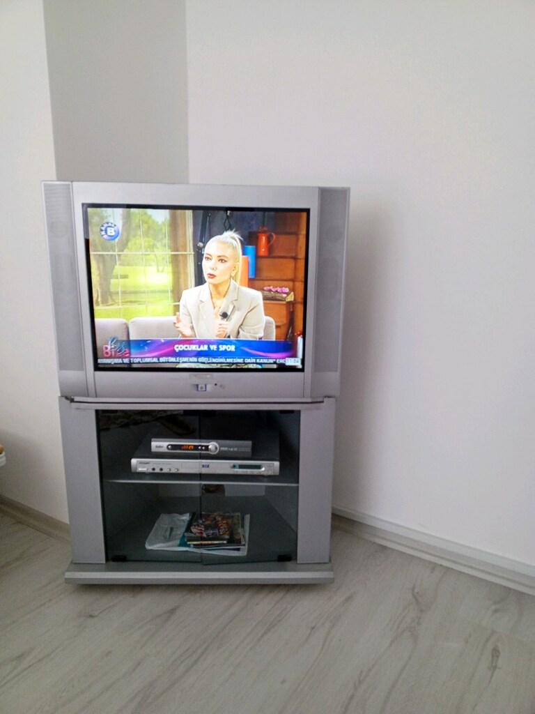 Televizyon Arcelik. 72 ejran - 5