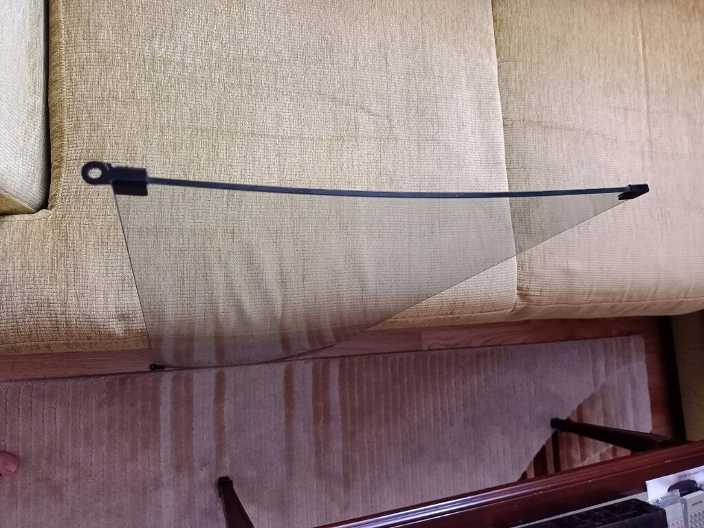 muzikseti dolabı camı aparatları ile birlikte 92.3x33.7.cm hatasız - 3