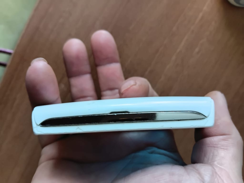 sony xperia mini st15i - 3