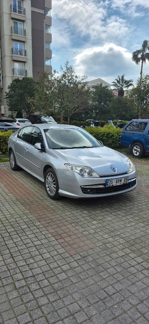 ACİLLL SATILIK RENAULT LAGUNA PRİVİLEGE full paket sıfır motor - 3
