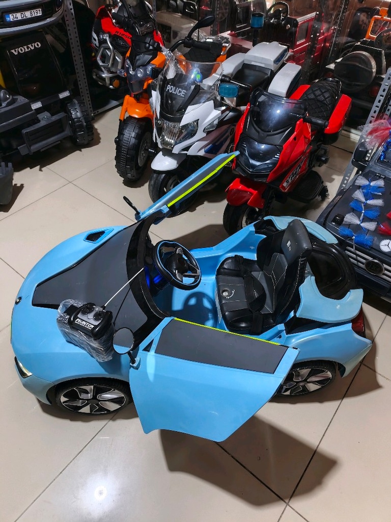 (AnkaCar çocuk oto galeri)BMW İ8 2 MOTOR KUMANDALI AKÜLÜ ARABA - 6