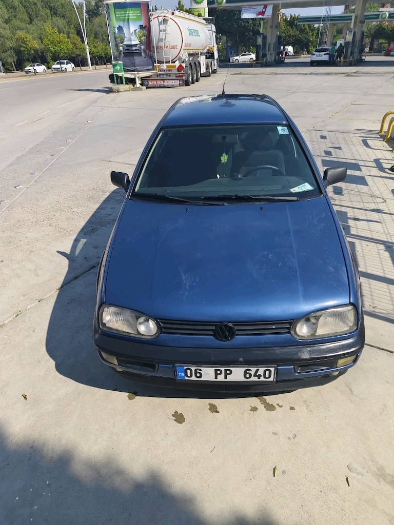 Temiz, ful bakımlı otomatik golf - 6