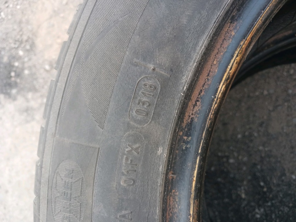195 60 15 michelin - 3