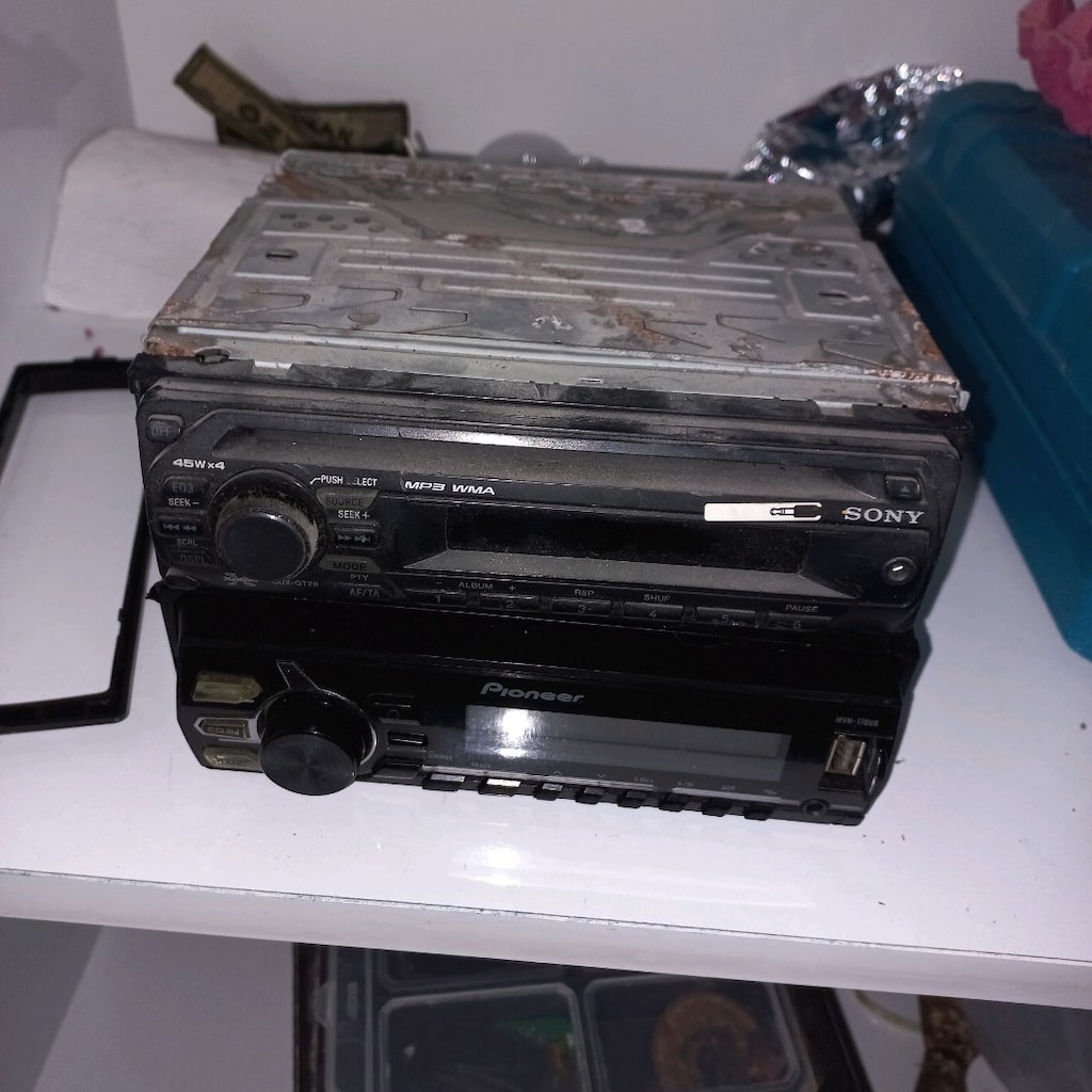 eski seri pıooner MVH 170 ub usb aux CD teyp+ sony xplod CDX GT28 TEYP - 2