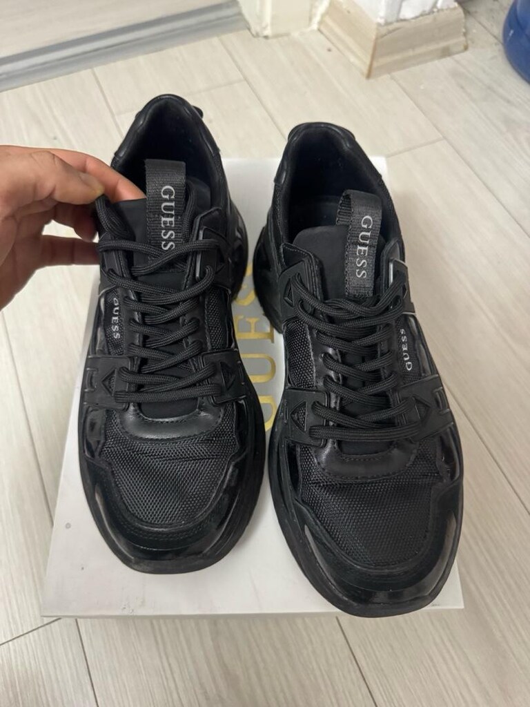 guess unisex ayakkabı 42 numara