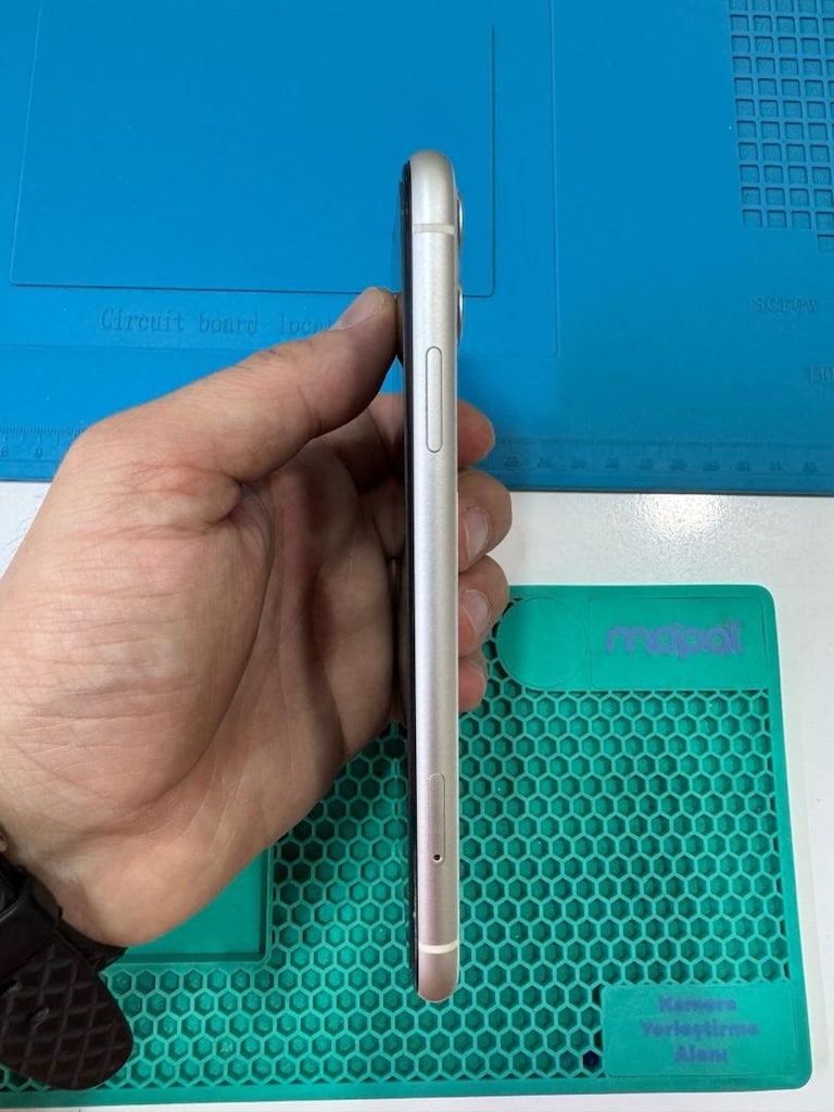 İPHONE 11 64 GB TR - 3