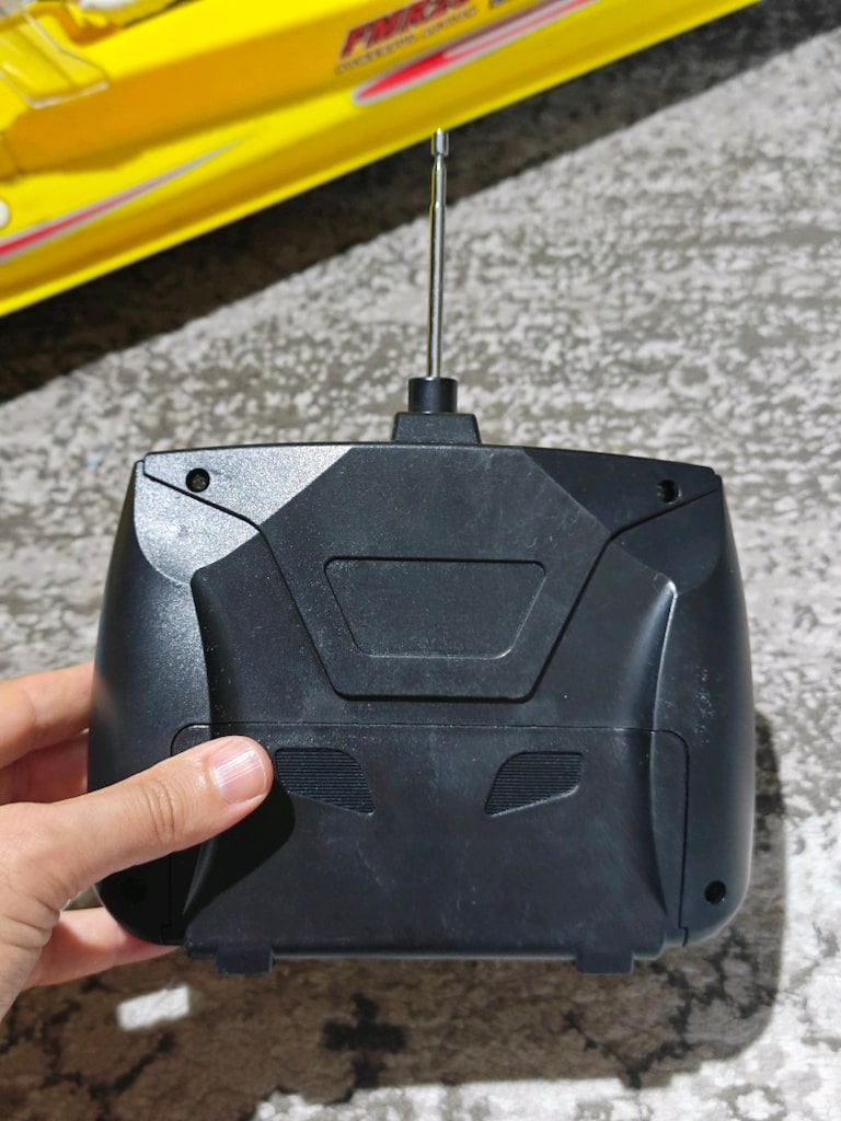 RC Uzaktan Kumandalı Tekne - 2