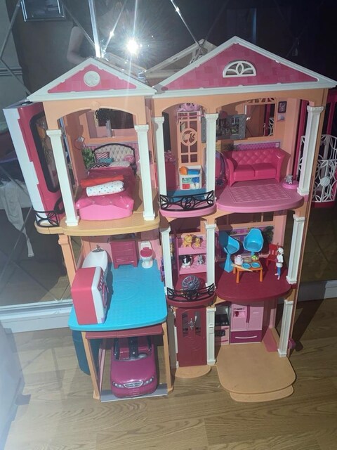 Orijinal Barbie Rüya Evi (124 cm) + Araba + Havuz + 50 Farklı Aksesuar