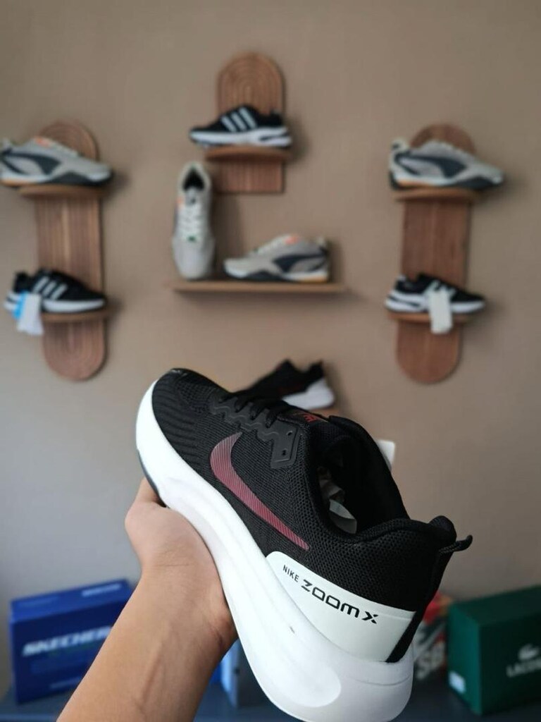 NİKE — görsel 3/5