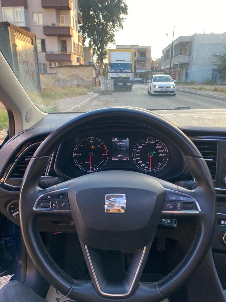 SEAT LEON - 8