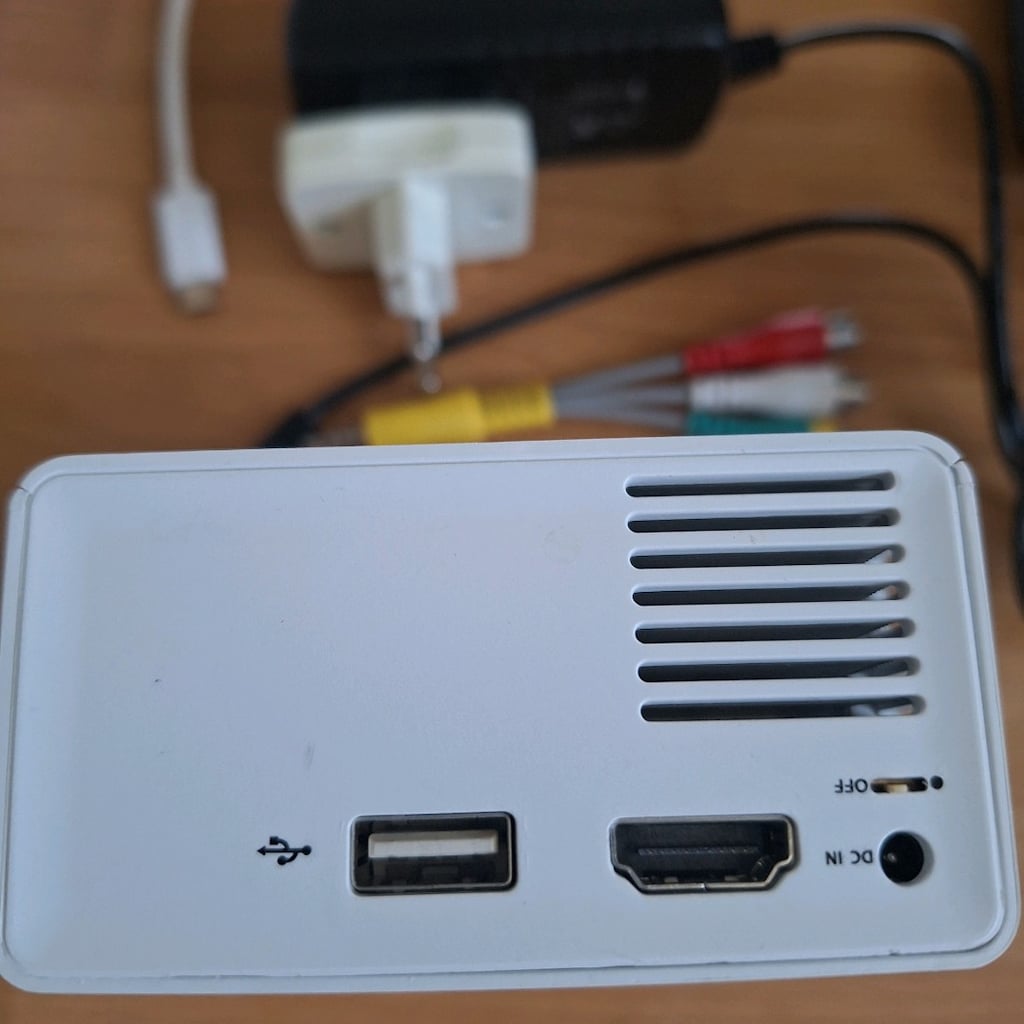 Mini Led projector - 3