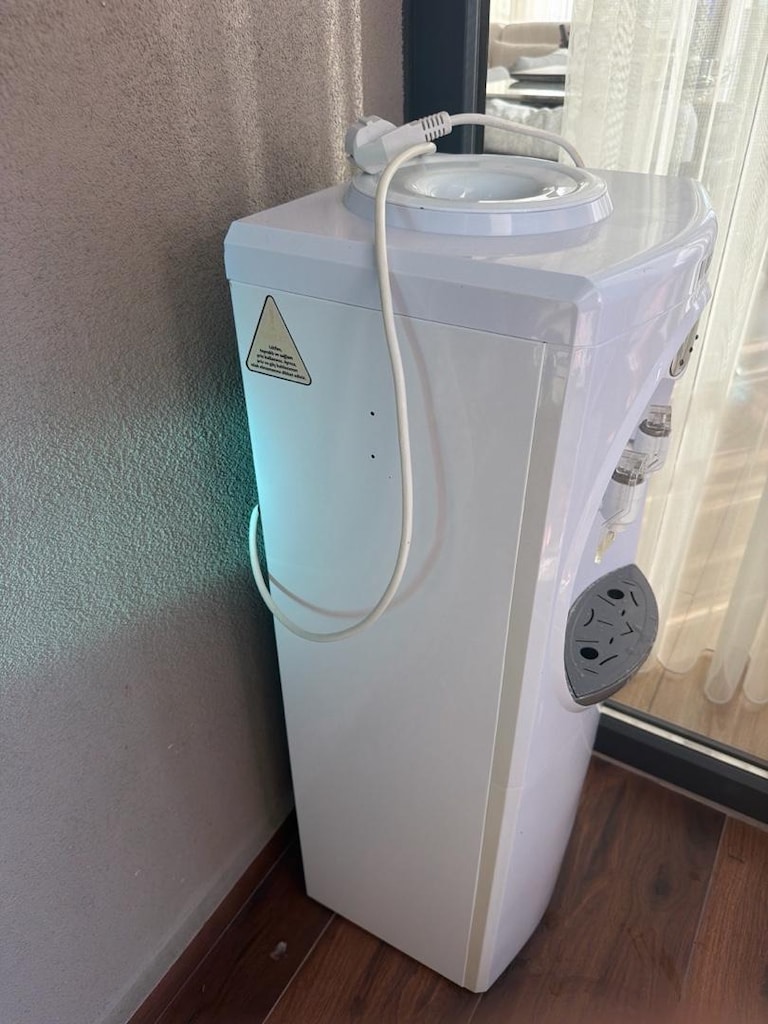 Uğur Derin Dondurucu Sebil USP3400