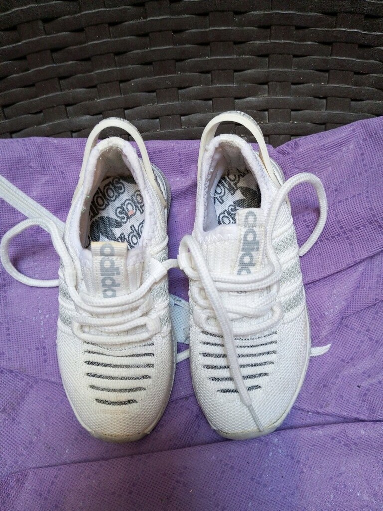 Adidas - 2