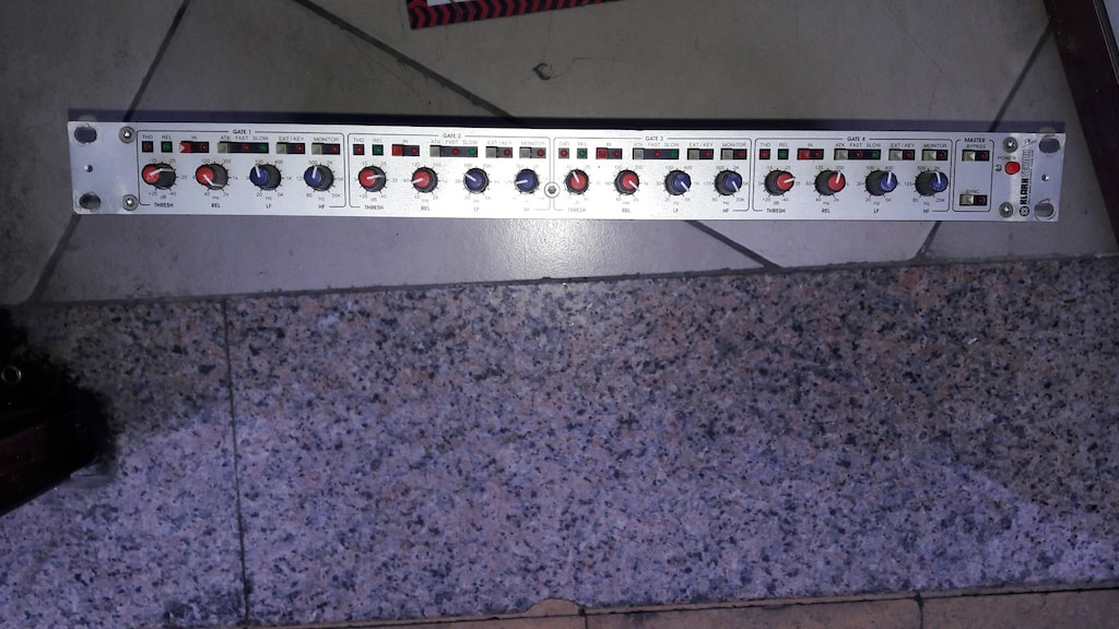 Klark Teknik DN 514 Auto Gate - 10.000 TL - 2