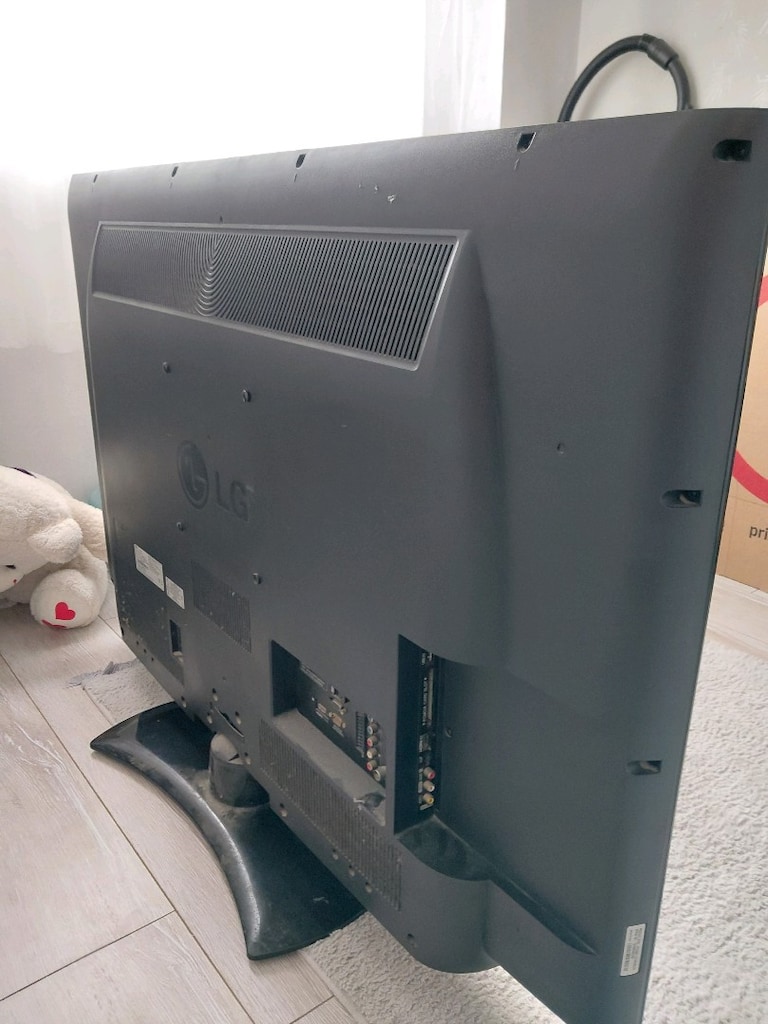 lg tv - 2