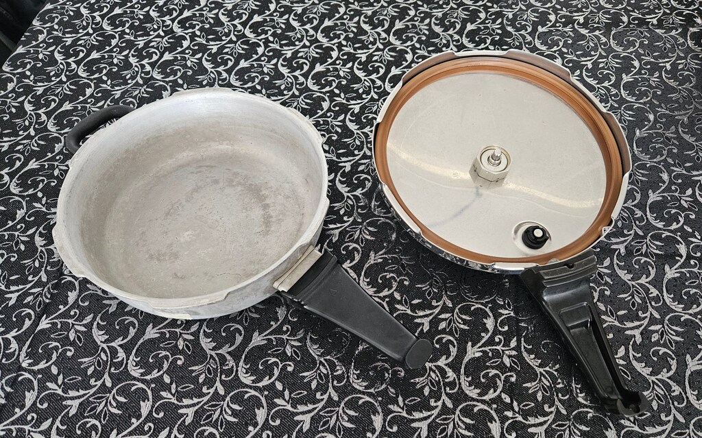 2 adet Fissler Vitavit Düdüklü Tencere 6 Litre + 2,5 Litre - 4