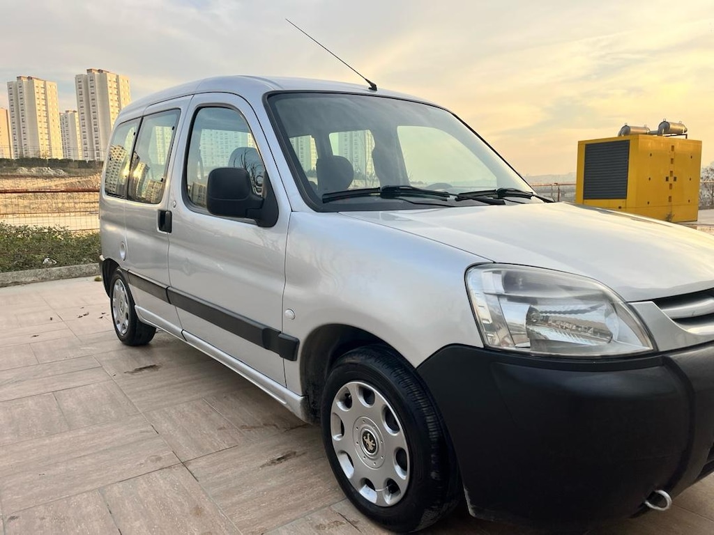 2004 MODEL PEUGEOT PARTNER COMBİ VAN - 10