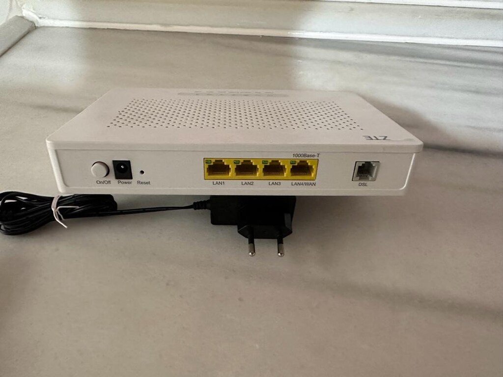 zte 168a vdsl2 modem - 3