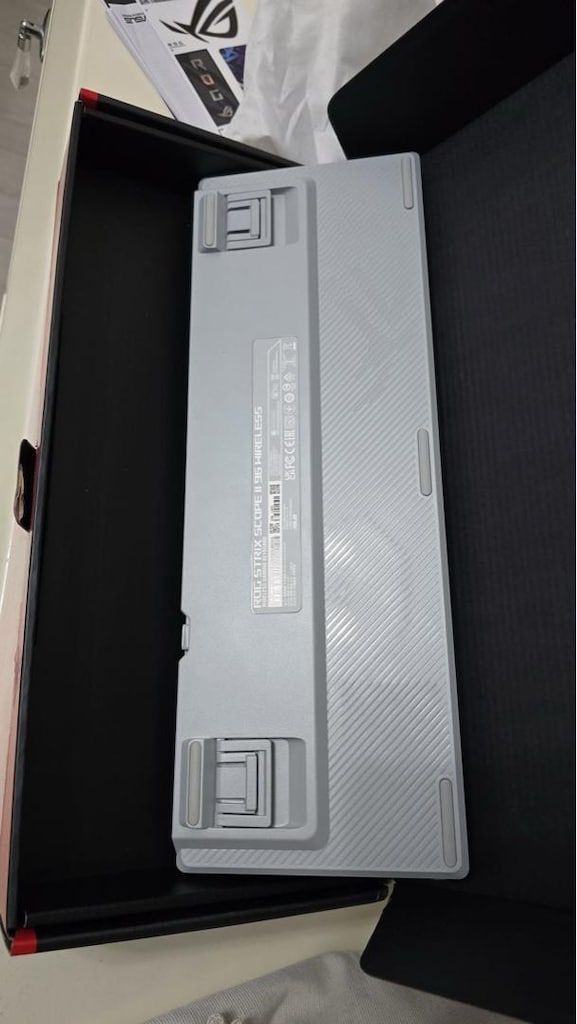 ASUS ROG Strix Scope II 96 Wireless mekanik oyuncu klavyesi - 2