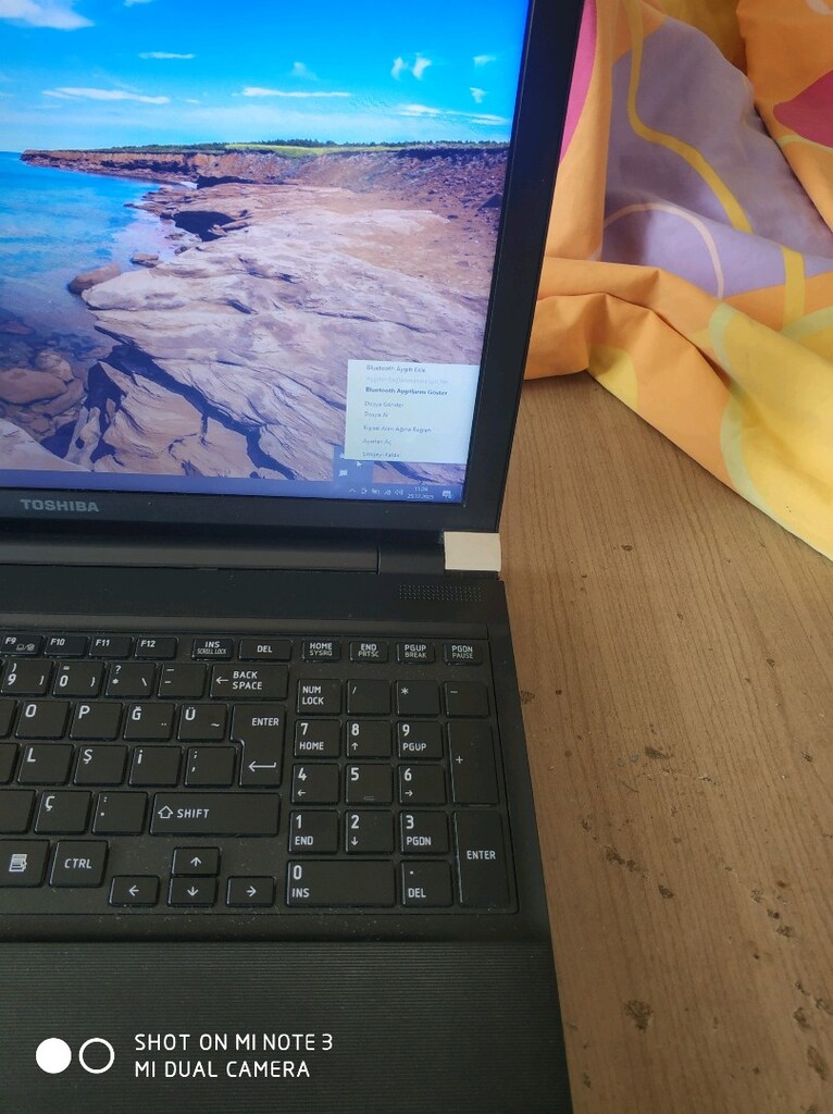toşhiba 8 GB rem 128 ssd Windows 10 yüklü temiz laptop - 2