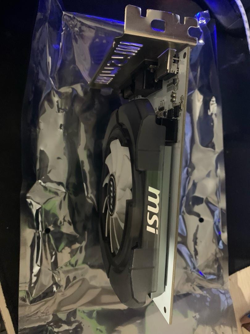 MSI NVIDIA GeForce GT730 - 2