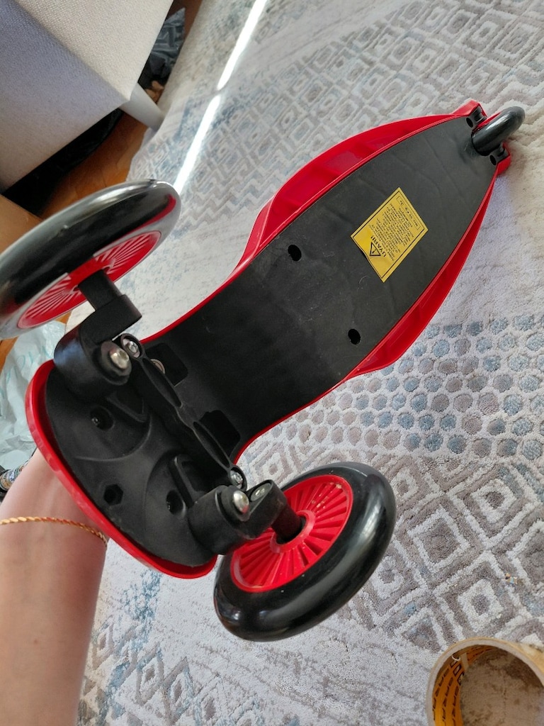 disney cars scooter - 4