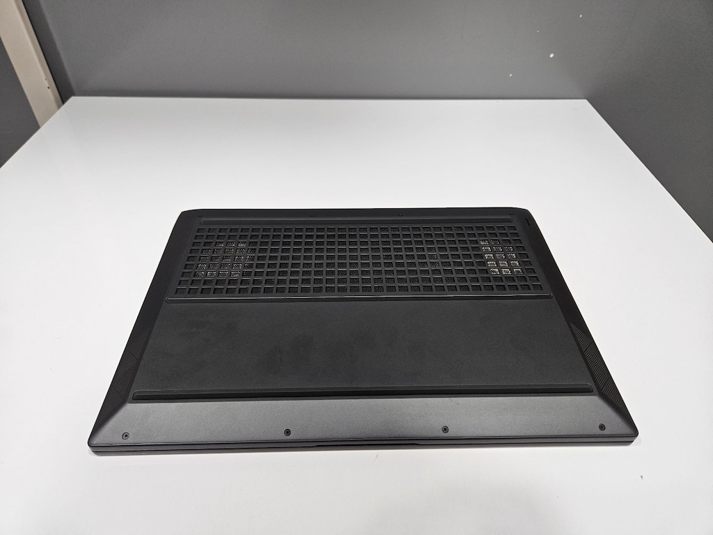 HP VİCTUS + RYZEN 7 7840HS + RTX 4070 8 GB + FATURALI GARANTİLİ - 7