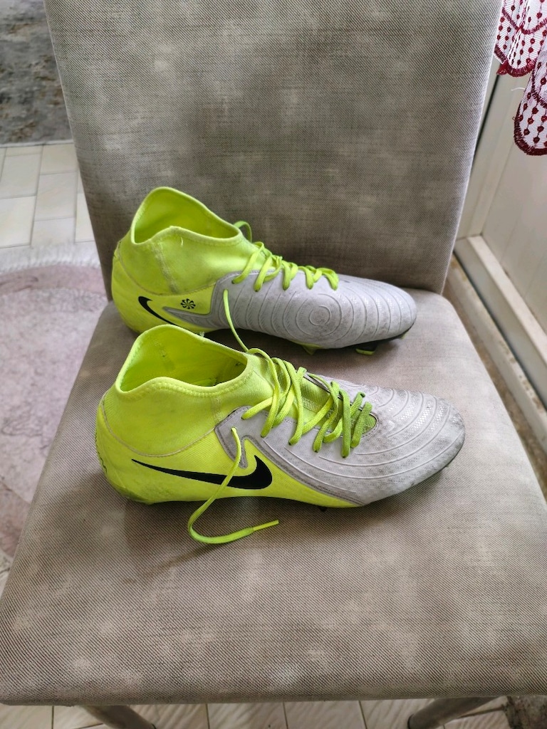 Nike Phantom Luna II Academy Fg/Mg FD6725 43 Numara Erkek Krampon - 9