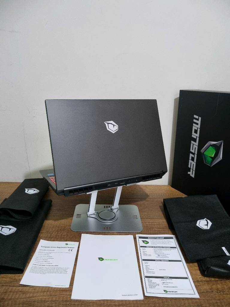 RTX4050 140W - Monster Abra - Temiz Gaming Laptop - 8