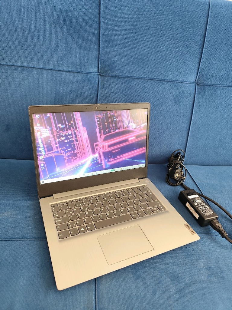 İ5 10.NESİL - 8 GB RAM - 256 GB SSD - HIZLI TEMİZ LENOVO LAPTOP - 2