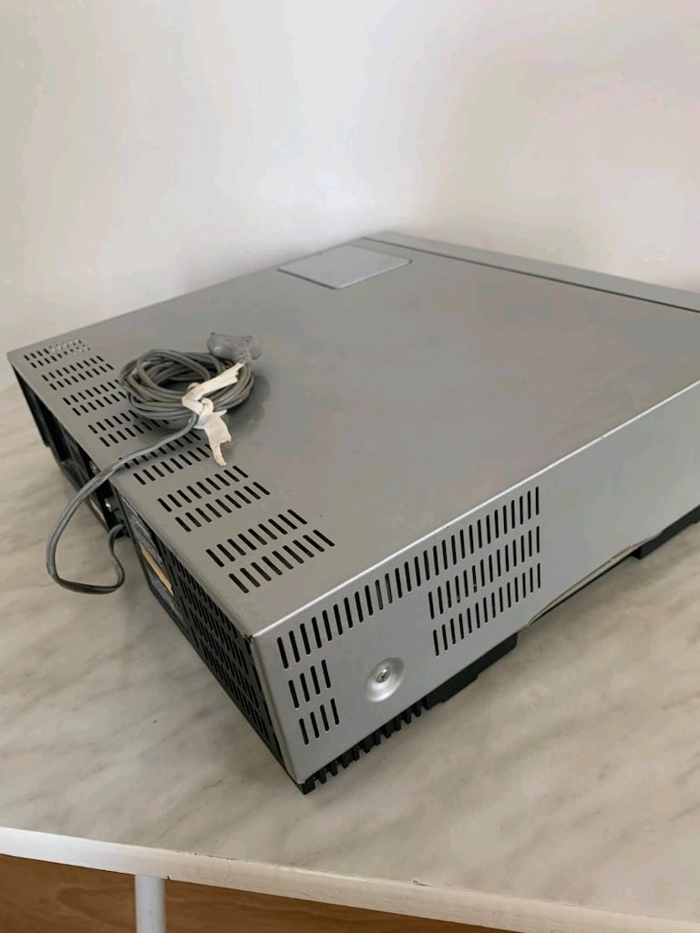 Toshiba Video Kaset - 4