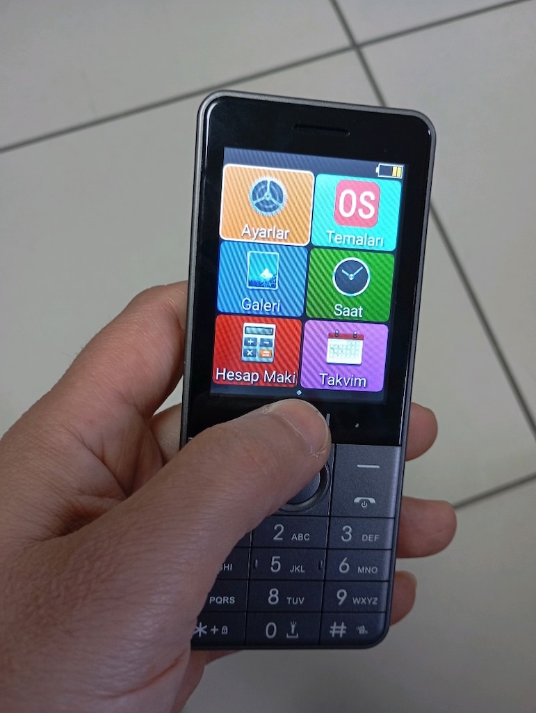 SOSYAL MEDYA DESTEKLİ TUŞLU TELEFON - 4