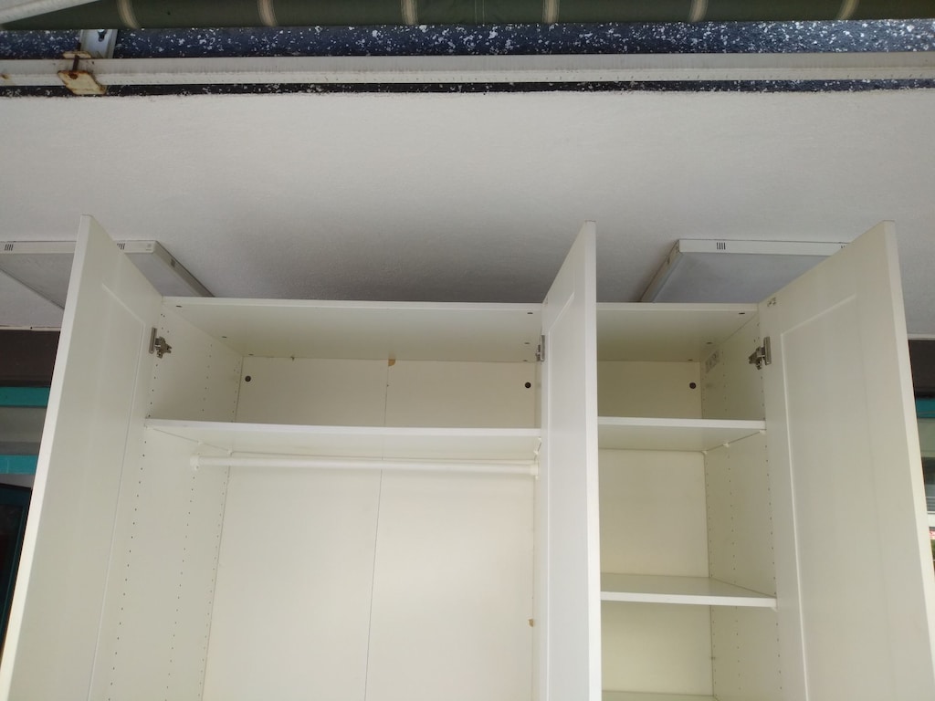 IKEA BÜYÜK BOY GARDROP (150x60x237 cm) – GENİŞ VE FONKSİYONEL! - 5