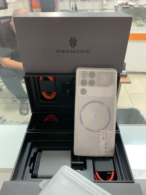 REDMAGİC 11S PRO SIFIR GLOBAL 512 GB ROM 16 GB RAM