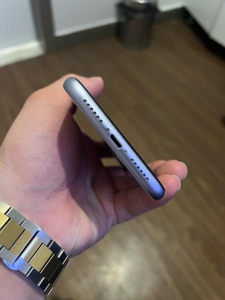 iPhone 11 64 GB %100 Türkiye Cihazı - 6
