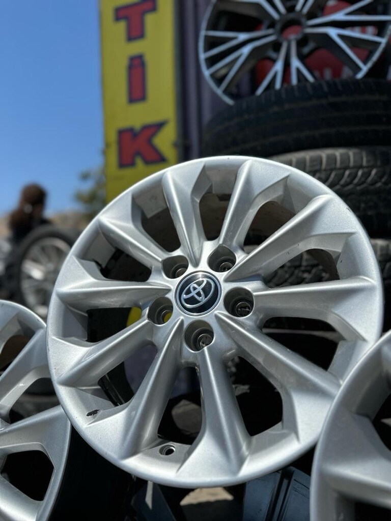 TOYOTA 16İNÇ HYBRİD ORJİNAL JANT TAKIMI TAKAS OLUR - 4
