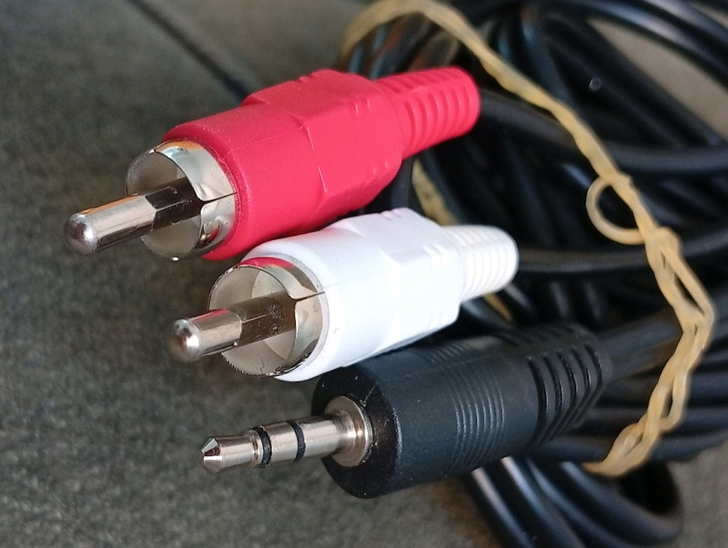 3.5mm Jack RCA TOS Ses Kablosu 1,5M - 4