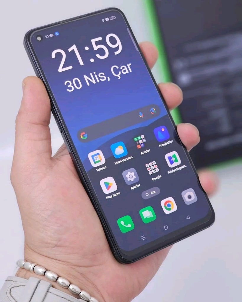 OPPO RENO 7 128 GB 8+8 GB RAM 64 MP KAMERA 4500 MAH BATARYA 33 WAT HIZ - 2