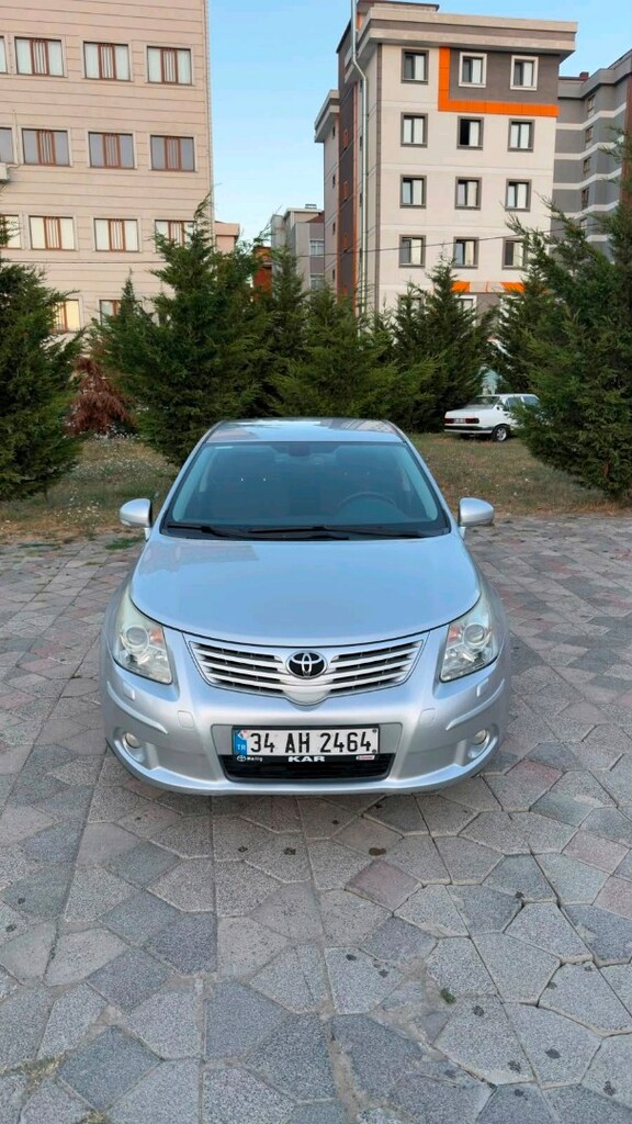 2011 model 83.000km Toyota avensis - 11