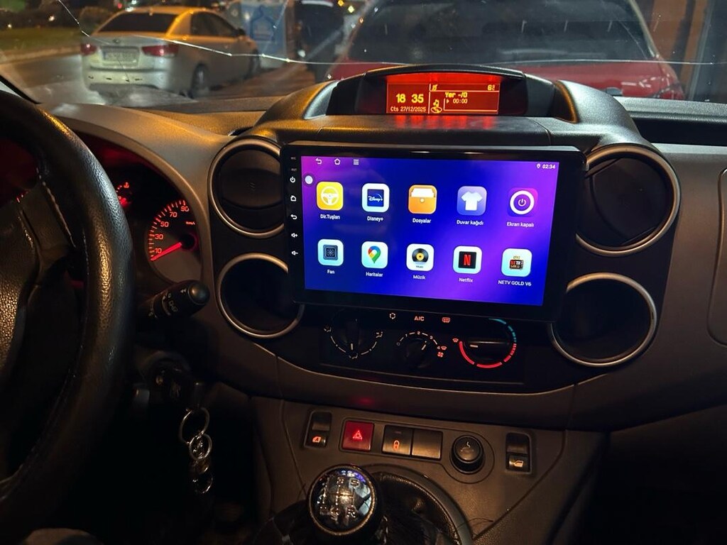 Peugeot partnermultimedya 4 GB RAM 64 gb hafızalı 2 yıl garantili - 3